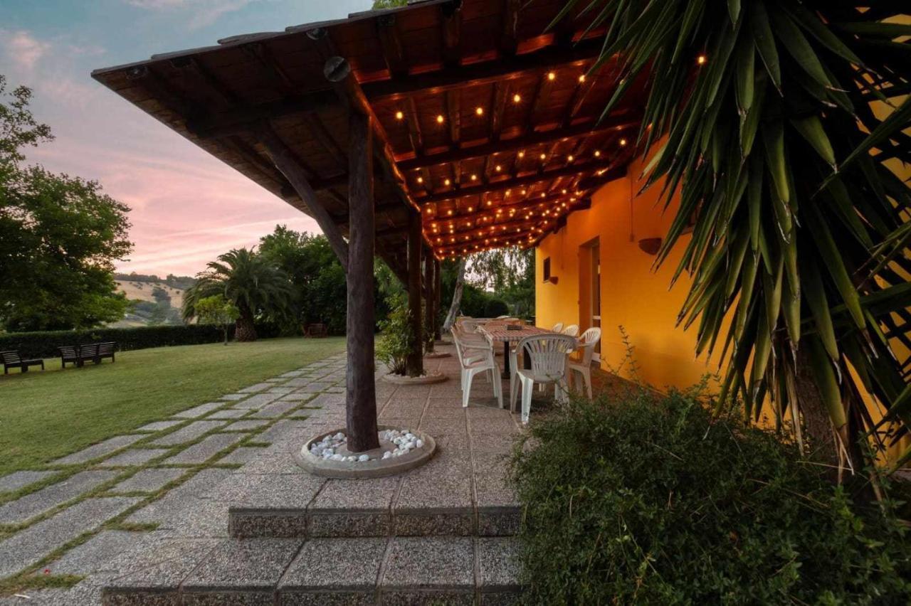 La Meriggia Agriturismo- Ampio Appartamento Con Terrazza Esclusiva Анкона Экстерьер фото